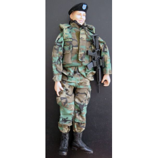 Figurine de soldat US au 1/6° 29 cm de hauteur équipée complet