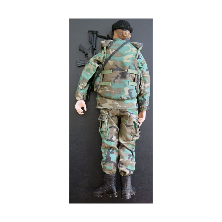 Figurine de soldat US au 1/6° 29 cm de hauteur équipée complet