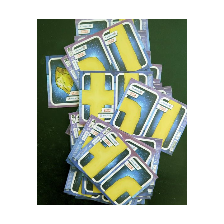 Lot de 36 Pochettes MARVEL Neuves de 4 cartes chacune 