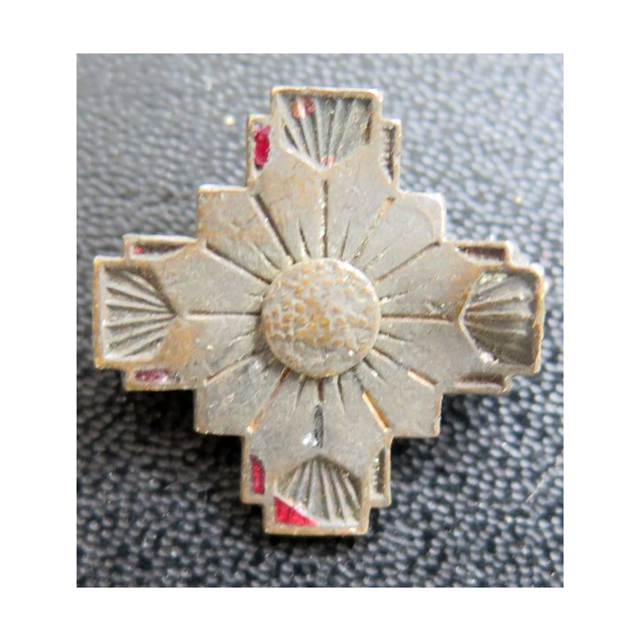 Insigne boutonnière de la Croix rayonnante de 2,1 cm de côté