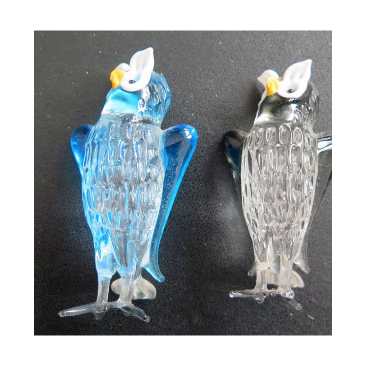 2 chouettes en verre coloré hauteur 7 cm environ