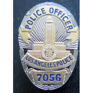 POLICE : insigne métallique d'officier de Police de Los Angeles n° 7056