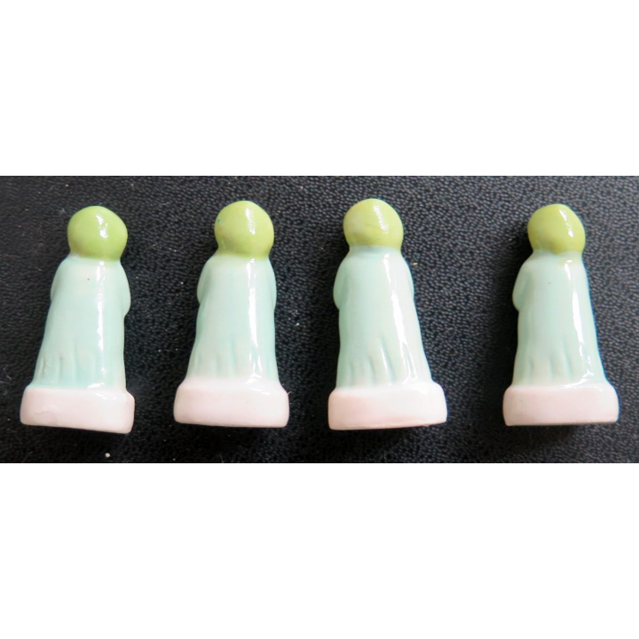 4 fèves santons de Provence verts identiques