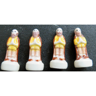 4 fèves santons de Provence identiques