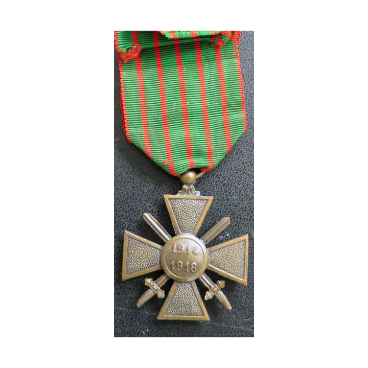 FRANCE : Croix de guerre 1914-1916 avec trois citations ( 2 palmes et 1 étoile de bronze)