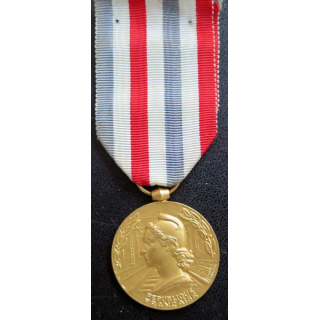 FRANCE : médaille d'honneur des chemins de fer attribuée en 1960 à P. Richard en bronze doré