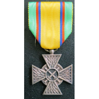 FRANCE : Médaille du Mérite confédéral du sous-officier français (modèle argenté)