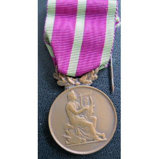 FRANCE : médaille d’honneur des sociétés musicales et chorales (L10)