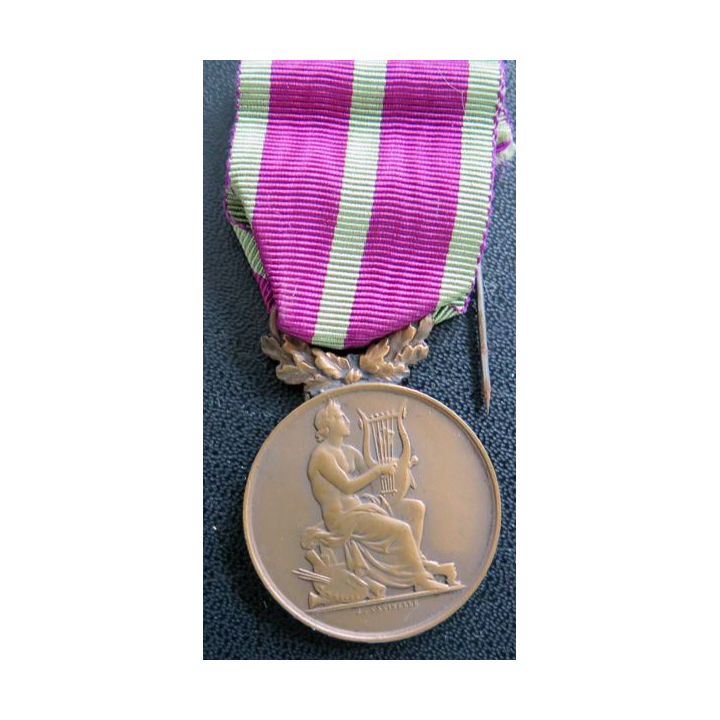 FRANCE : médaille d’honneur des sociétés musicales et chorales (L10)