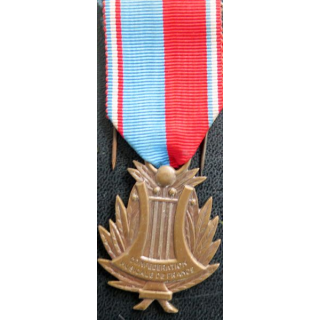 FRANCE : médaille de la confédération musicale de France Moret Paris bronze