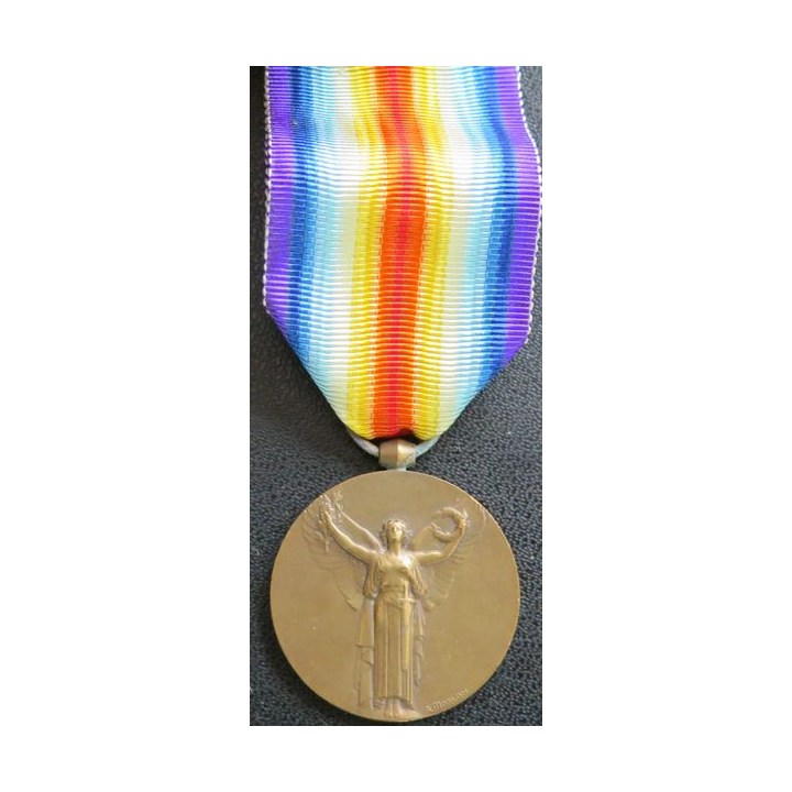 FRANCE :  médaille interalliée de La Victoire 1914-1918 en bronze ruban neuf