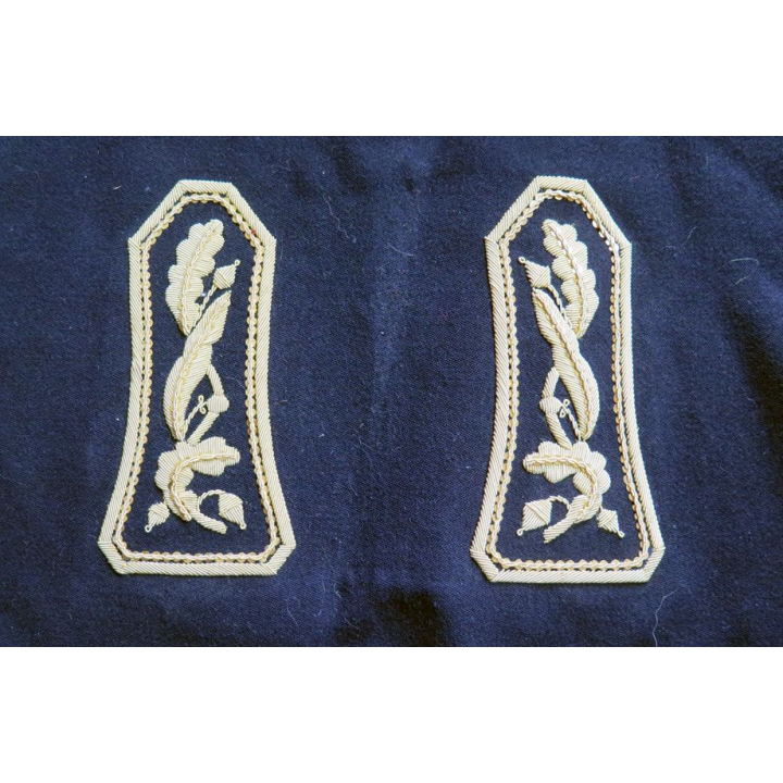 tissu de paire d'épaulette de spencer (tenue de soirée) de Préfet en cannetille
