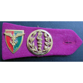 épaulette du service de santé avec insigne de béret et des FFA 