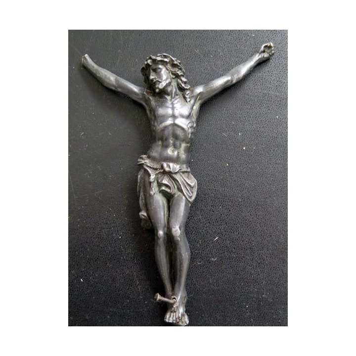 Crucifix en métal (bronze ?) main gauche coupée hauteur 14 cm