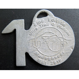 MADAGASCAR : médaille de la 10° édition Ultra trail à Plateau Madagascar mai 2018