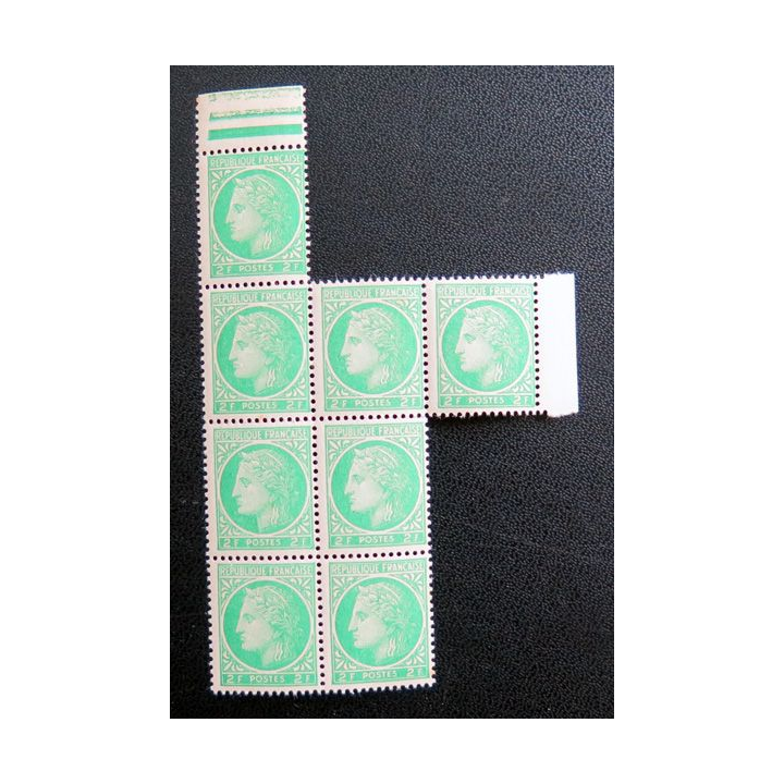 FRANCE : feuille de 31 timbres neufs de CERES de Mazelin 2 Francs vert 1946