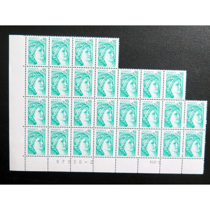 FRANCE : feuille de 27 timbres neufs de Sabine de Gandon 0,20 F Emeraude 1978
