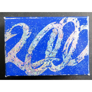 Boite année 2000 en carton épais 9 x 6 x 3,7 cm