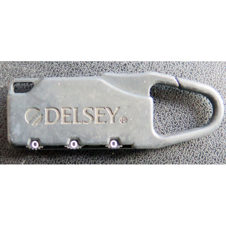 Cadenas à 3 chiffres 