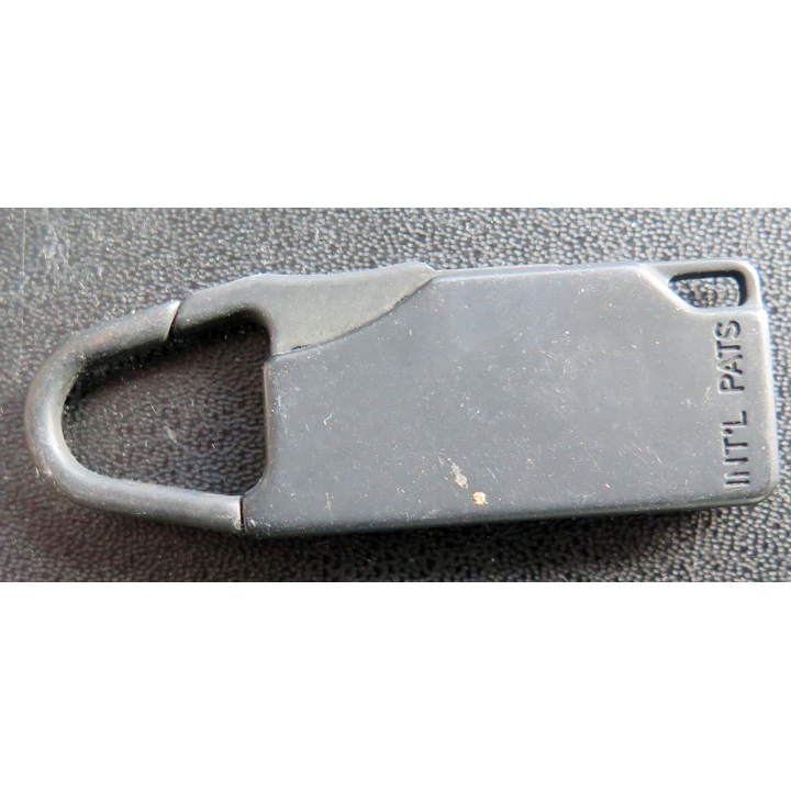 Cadenas à 3 chiffres 