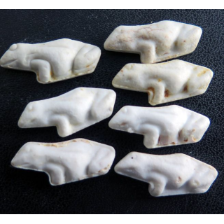 Lot de 7 Fèves type grenouilles en céramique