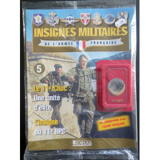 11° BPC : insigne métallique du 11° bataillon parachutiste de choc réalisé par Arthus Bertrand pour les Editions Atlas