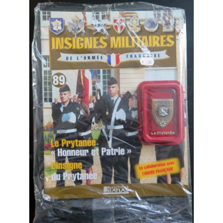 PRYTANEE : insigne métallique du prytanée national militaire réalisé par Arthus Bertrand pour les Editions Atlas