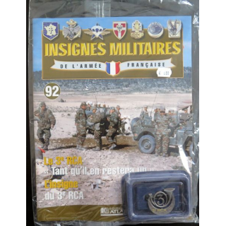 3° RCA : insigne métallique du 3° régiment de chasseurs d'Afrique réalisé par Arthus Bertrand pour les Editions Atlas