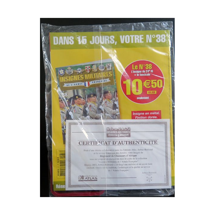 1° RCA : 1° régiment de chasseurs d'Afrique UBIQUE PRIMUS fabriqué par Arthus Bertrand pour les éditions Atlas