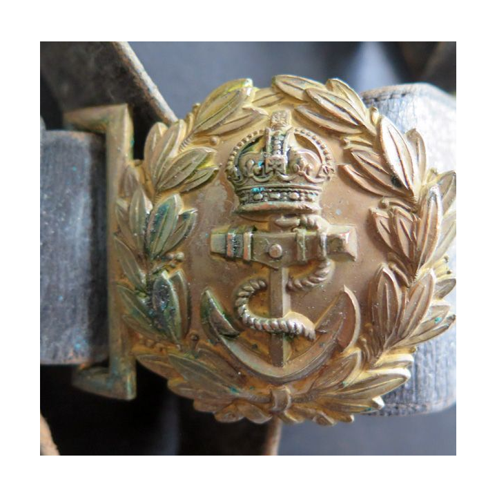 Ceinturon d'officier de marine anglaise (Edouard VII) en cuir noir boucle dorée WW1