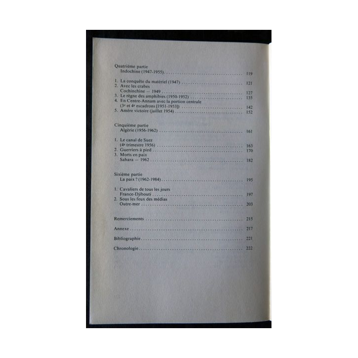 Royal étranger - Légionnaires au combat 1921-1984 de Alain Gandy aux Editions Presses de la Cité