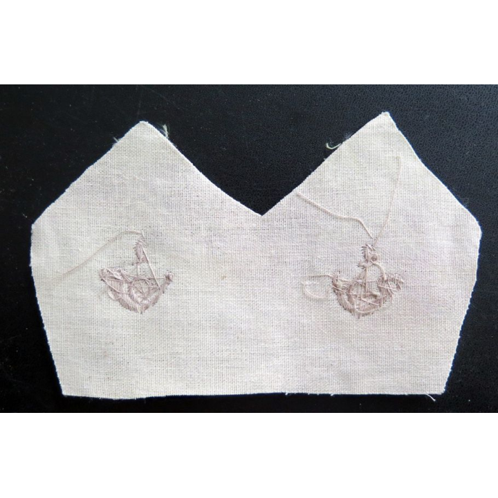 Paire de soutache ( insigne de col ) du 2° bataillon de chasseurs alpins en cannetille