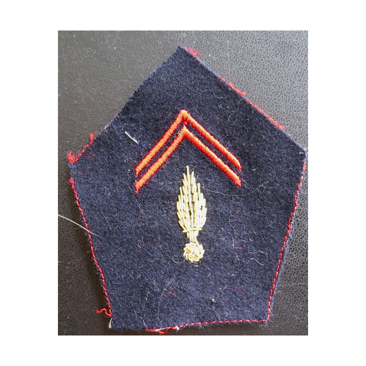 soutache (insigne de col) d'infanterie en cannetille