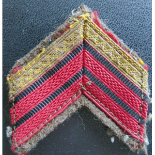 Galon de Caporal Chef PDL rouge et doré sur tissu kaki avec pressions