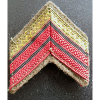 Galon de Caporal Chef PDL rouge et doré sur tissu kaki avec crochets