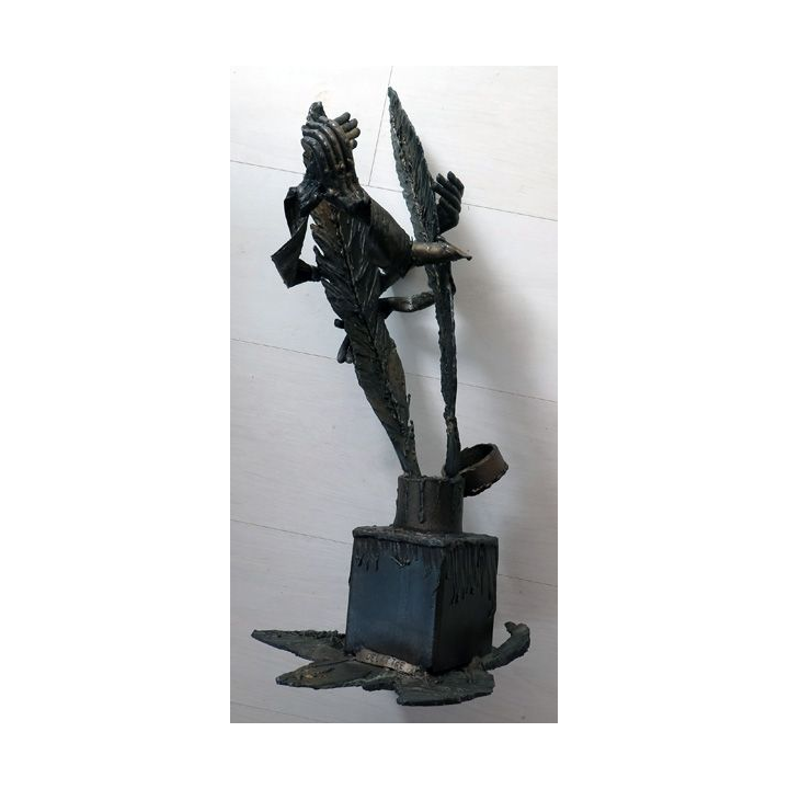 Sculpture métallique de Jean-Alexandre Delattre intitulé "l'encrier" signée