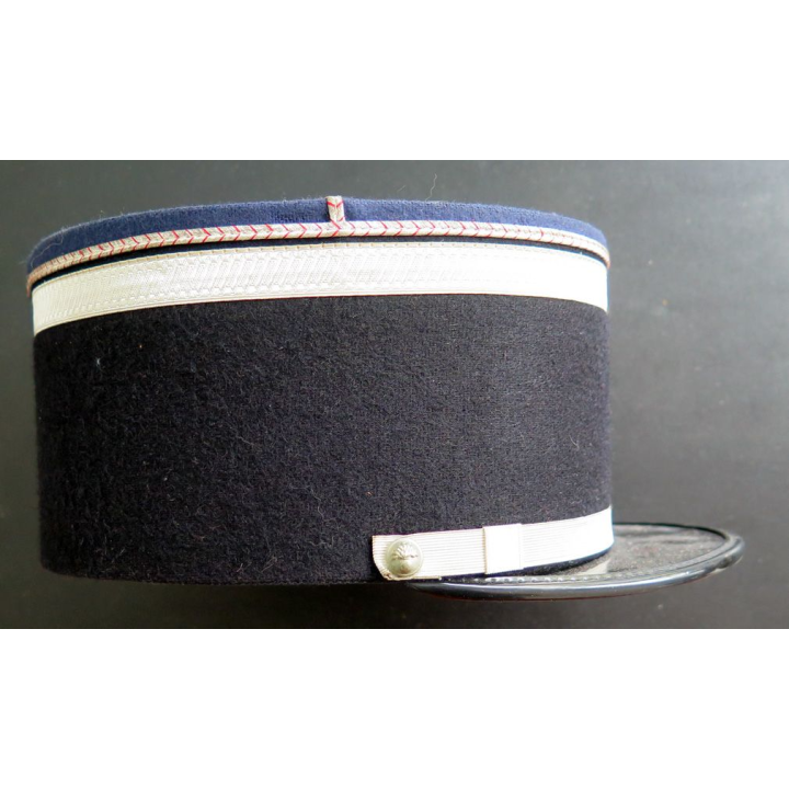 Képi de sous officier de gendarmerie départementale de taille 56 neuf