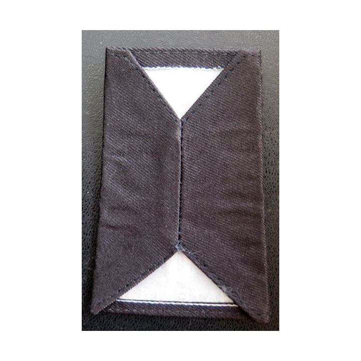 Paire d'épaulettes de la 6° compagnie école gendarmerie de Châteaulin 98° promotion