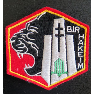PMT : insigne tissu brodé de la préparation militaire Terre de Bir Hakeim Puteaux