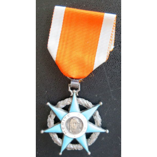 FRANCE : Médaille de chevalier de l'Ordre du Mérite Social en émail superbe