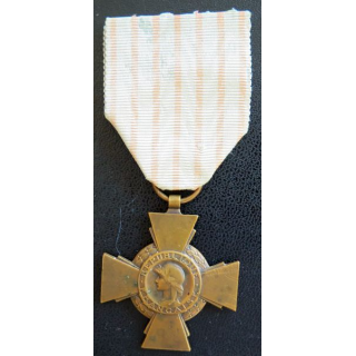 FRANCE : Croix du combattant en bronze