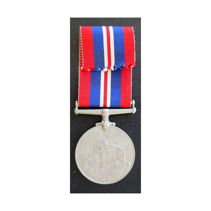 GRANDE BRETAGNE : médaille de la Defense Medal commémorative 1939-1945