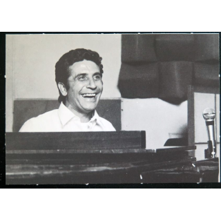 Carte Postale de Gilbert Bécaud
