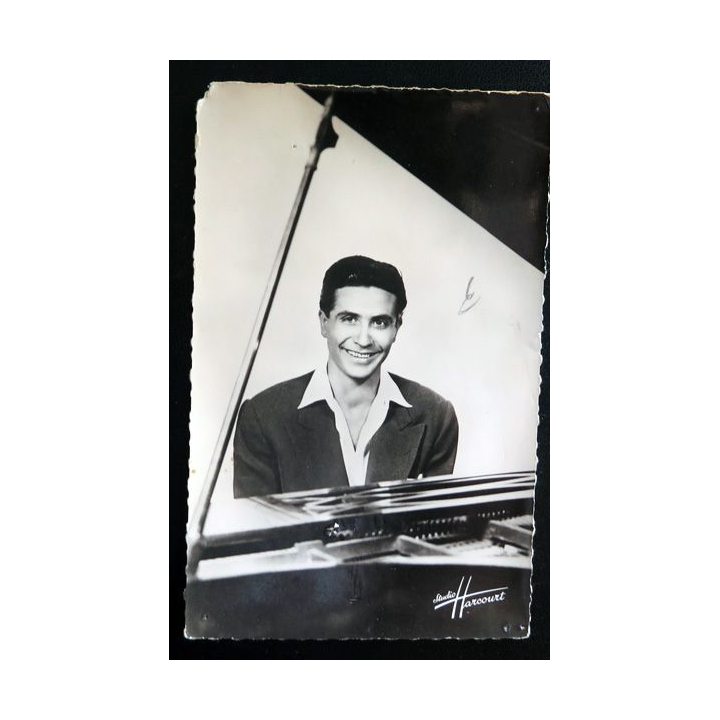 Carte Postale de Gilbert Bécaud