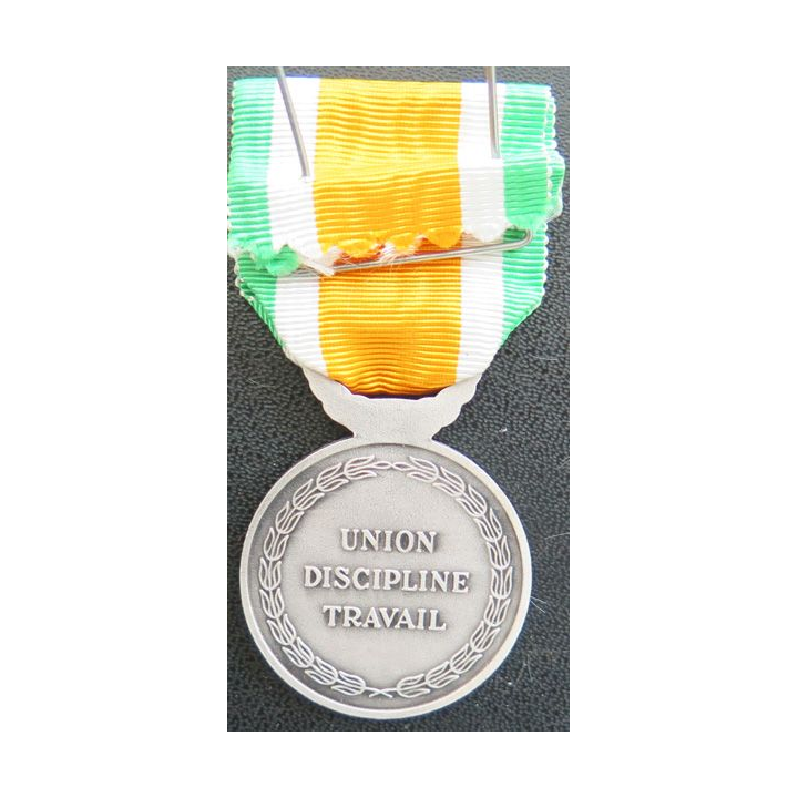 COTE D'IVOIRE : médaille d'argent du mérite national de la Côte d'Ivoire avec palme argent