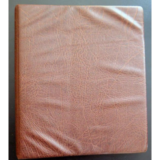 Classeur marron comprenant 29 feuilles transparentes pouvant contenir 8 cartes téléphoniques