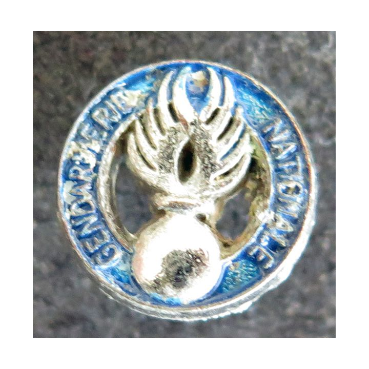 Pin's de la gendarmerie nationale avec grenade