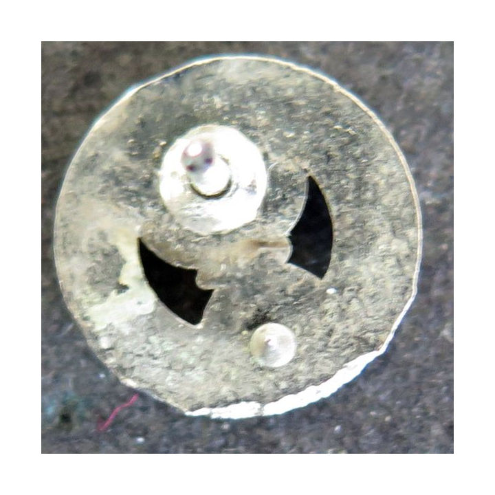 Pin's de la gendarmerie nationale avec grenade