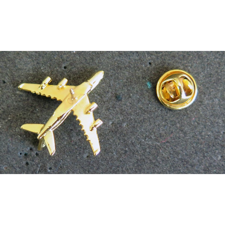 Pin's Airbus doré A 380 