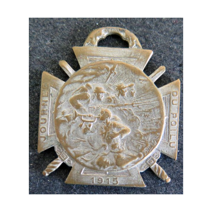 JOURNEE 1915  :  médaille métallique de la journée du poilu 1915 25 / 26 décembre ...